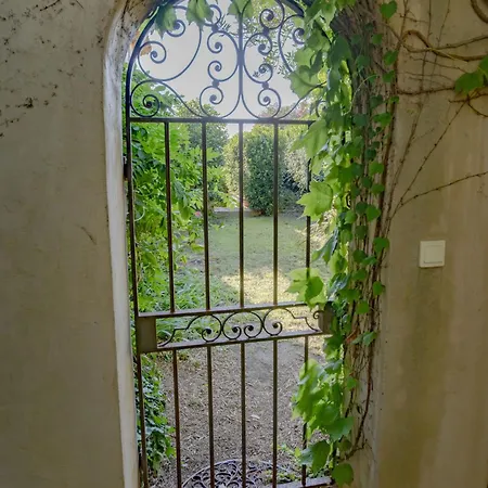 Beautiful Provencal Villa, Pool, Air-conditioned 别墅