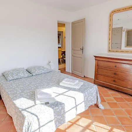 Beautiful Provencal Villa, Pool, Air-conditioned 别墅 圣马克西姆