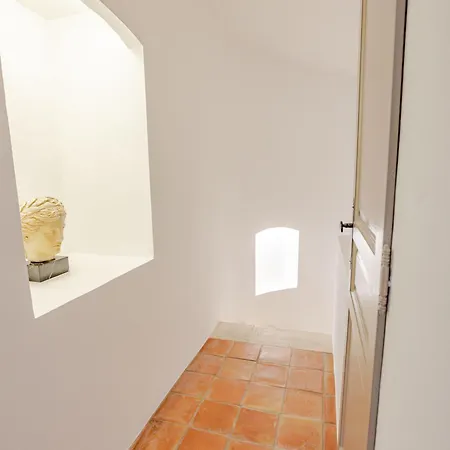 Beautiful Provencal Villa, Pool, Air-conditioned 别墅