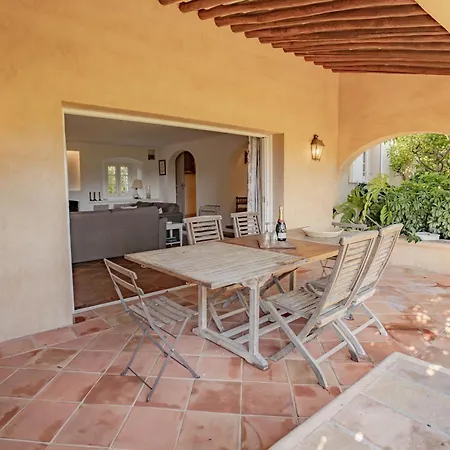 Beautiful Provencal Villa, Pool, Air-conditioned 圣马克西姆