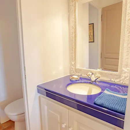 Beautiful Provencal Villa, Pool, Air-conditioned 别墅 *
